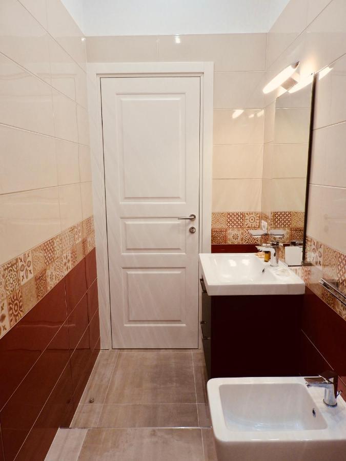 Napoli Centrale Suite エクステリア 写真