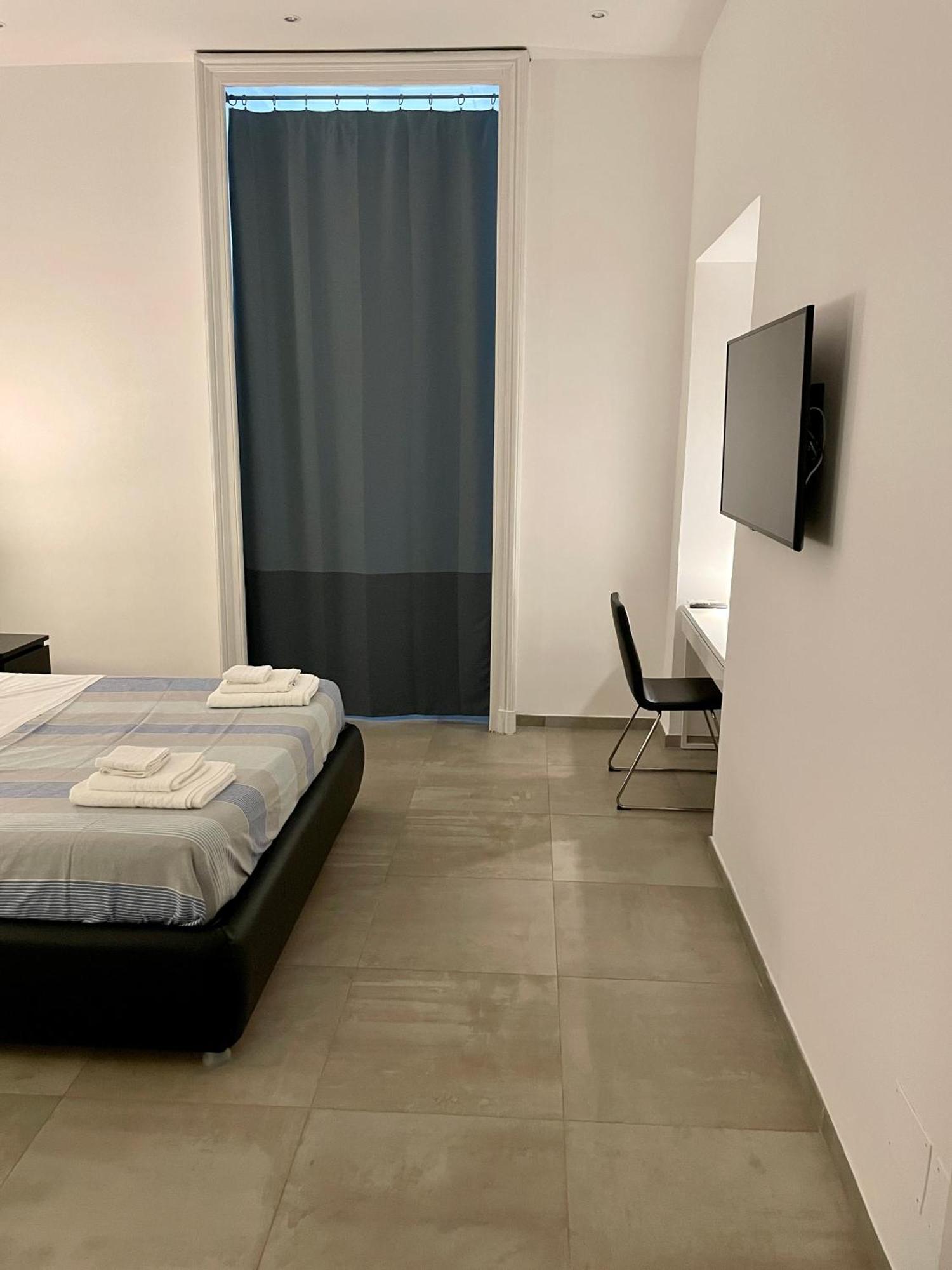 Napoli Centrale Suite エクステリア 写真